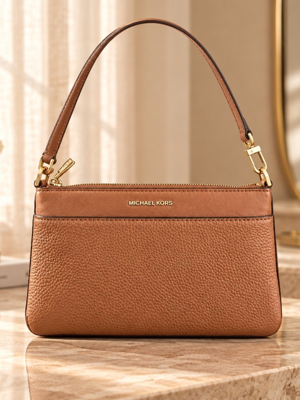 Michael Kors Jet Set Travel Large Leather Wristlet Luggage/Brown